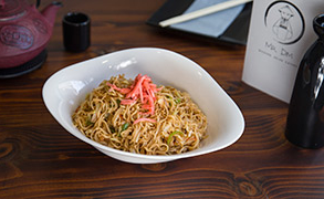 Vegetarian yakisoba noodles